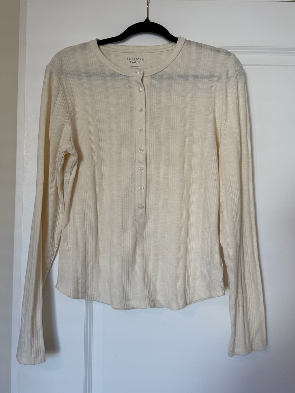 American Eagle Outfitters Ivory Ribbed Henley Long Sleeve Top